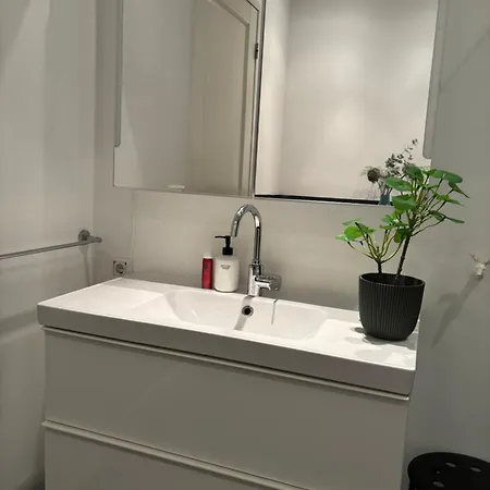 Apartmán 185m2 Groot Met Tuin In Centre